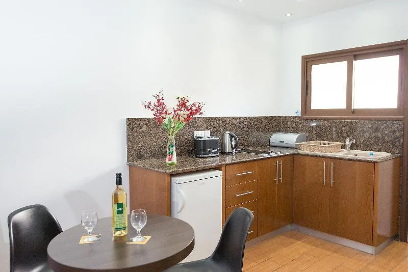Hotel Loutsiana I & II Deluxe Apartments Ayia Napa