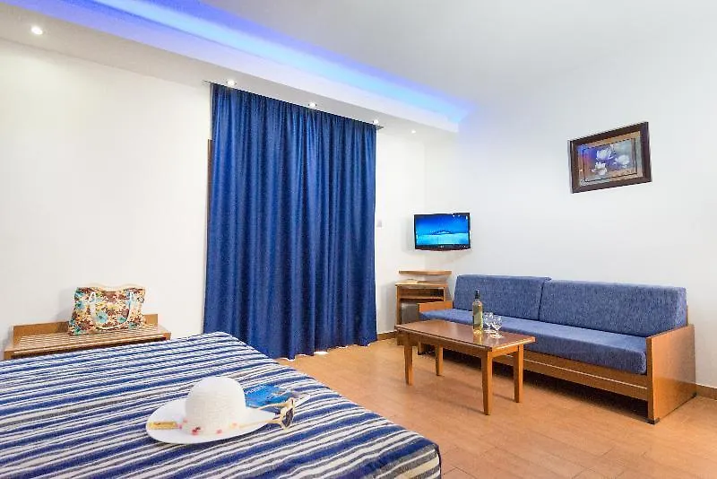 *** Hotel Loutsiana I & II Deluxe Apartments Ayia Napa Cipru